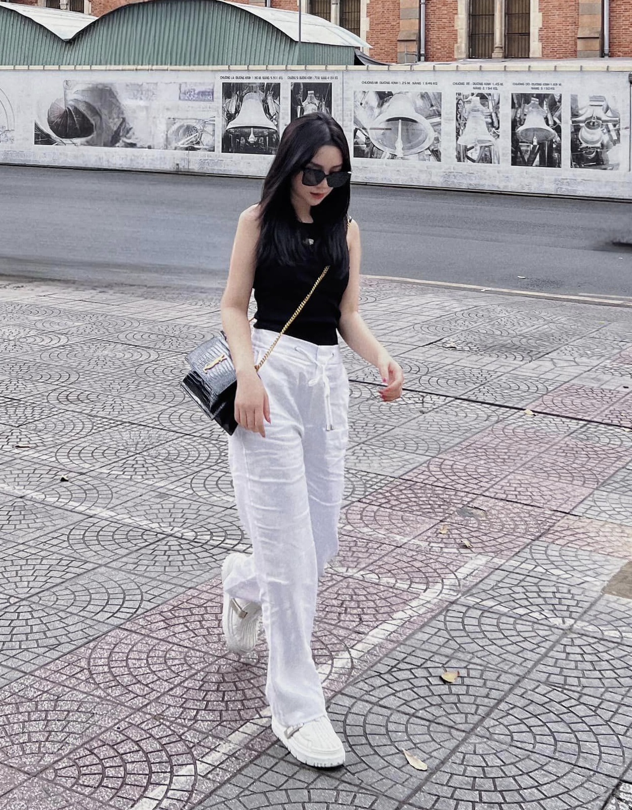 Tham khảo Quỳnh Kool 10 cách mặc quần ống rộng trẻ trung, tôn dáng- Ảnh 6. Tham khảo Quỳnh Kool 10 cách mặc quần ống rộng trẻ trung, tôn dáng- Ảnh 6.